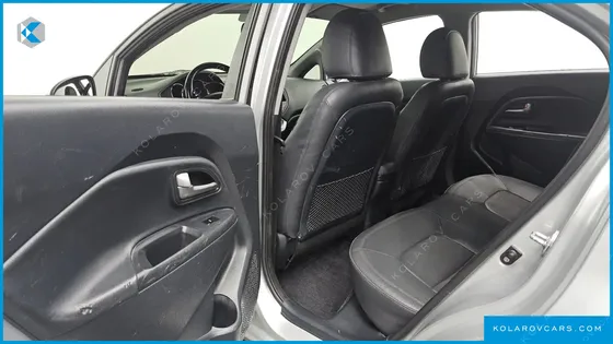 KIA PRIDE 1.4 MPI HATCHBACK