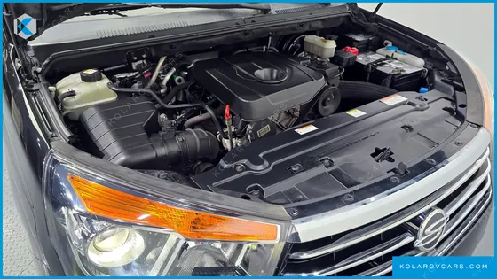 KGM - SSANGYONG KORANDO 4WD CHATEAU 11-SEATER