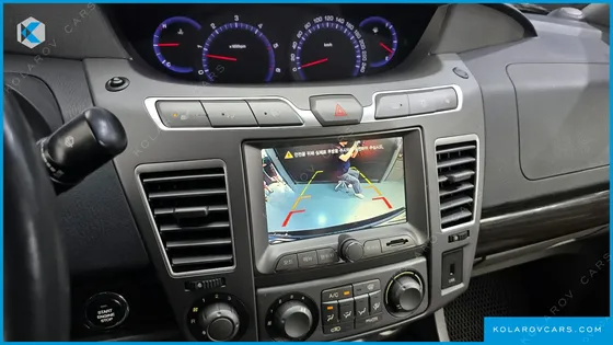 KGM - SSANGYONG KORANDO 4WD CHATEAU 11-SEATER