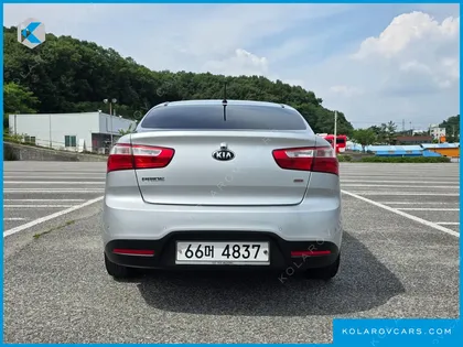 KIA PRIDE 1.6 GDI SEDAN