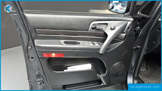 KGM - SSANGYONG KORANDO 4WD TX 9-SEATER