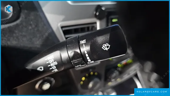 KGM - SSANGYONG KORANDO 4WD TX 9-SEATER