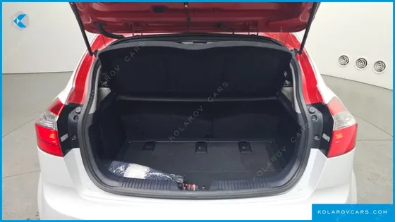 KIA PRIDE 1.6 GDI HATCHBACK