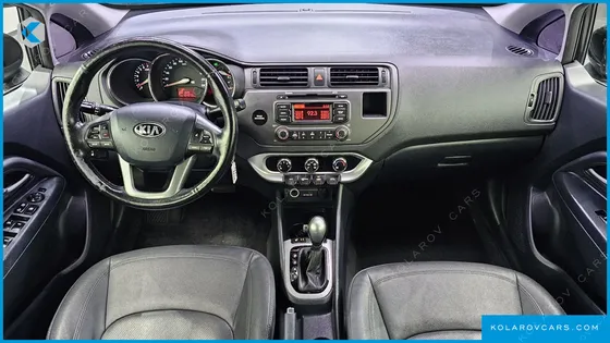 KIA PRIDE 1.4 MPI SEDAN