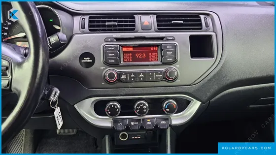 KIA PRIDE 1.4 MPI SEDAN