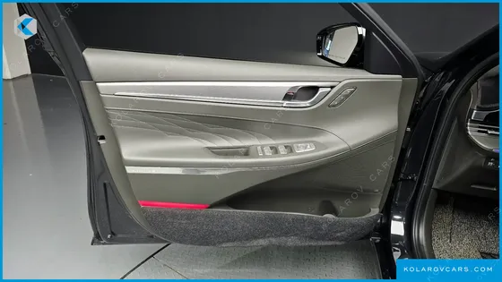 HYUNDAI GRANDEUR 3.3