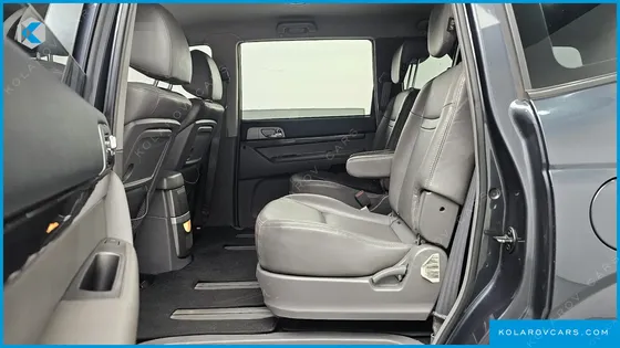KGM - SSANGYONG KORANDO 2WD LT 9-SEATER