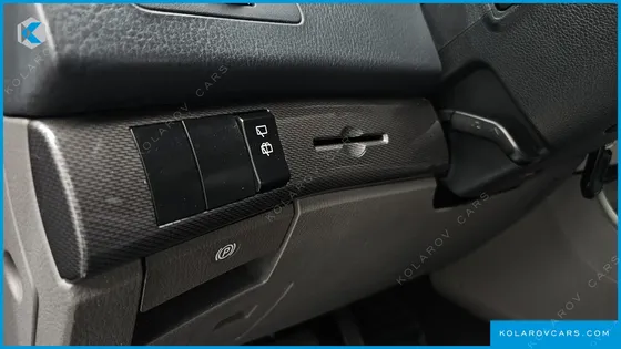 KGM - SSANGYONG KORANDO 2WD LT 9-SEATER