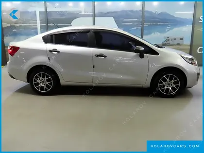 KIA PRIDE 1.4 MPI SEDAN