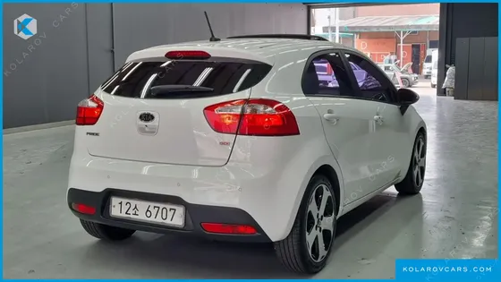 KIA PRIDE 1.6 GDI HATCHBACK
