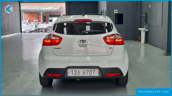 KIA PRIDE 1.6 GDI HATCHBACK