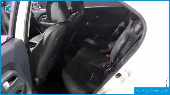 KIA PRIDE 1.6 GDI HATCHBACK