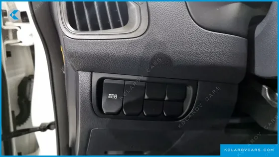 KIA PRIDE 1.6 GDI HATCHBACK