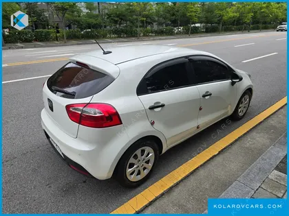 KIA PRIDE 1.4 MPI HATCHBACK