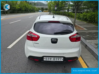 KIA PRIDE 1.4 MPI HATCHBACK