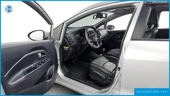 KIA PRIDE 1.6 GDI HATCHBACK