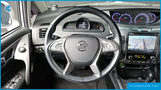 KGM - SSANGYONG KORANDO 4WD OUTDOOR EDITION 9-SEATER