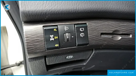 KGM - SSANGYONG KORANDO 4WD OUTDOOR EDITION 9-SEATER