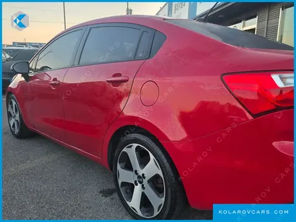 KIA PRIDE 1.6 GDI HATCHBACK