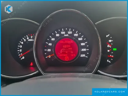 KIA PRIDE 1.6 GDI HATCHBACK