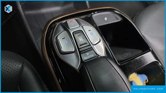 HYUNDAI IONIQ Q
