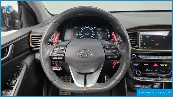 HYUNDAI IONIQ Q