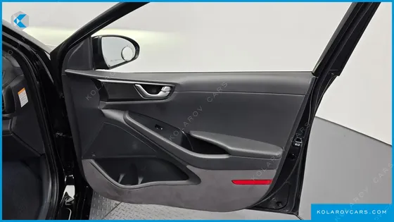 HYUNDAI IONIQ Q