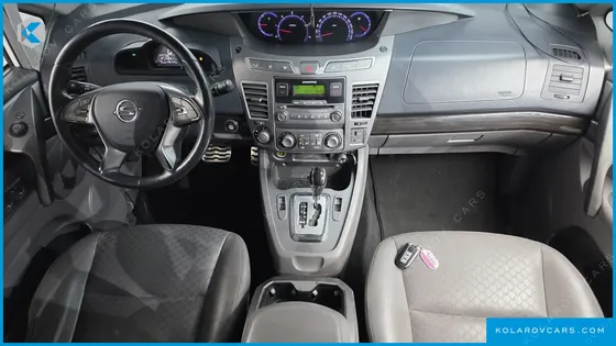 KGM - SSANGYONG KORANDO 4WD TX 11-SEATER