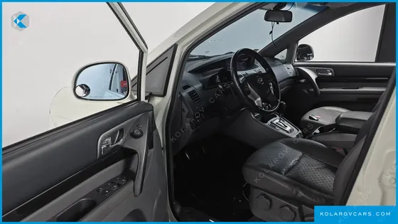 KGM - SSANGYONG KORANDO 4WD TX 11-SEATER