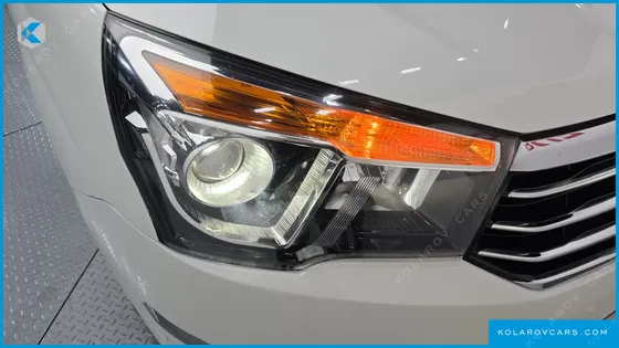 KGM - SSANGYONG KORANDO 4WD TX 11-SEATER