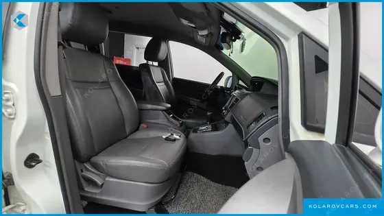 KGM - SSANGYONG KORANDO 4WD GT 9-SEATER