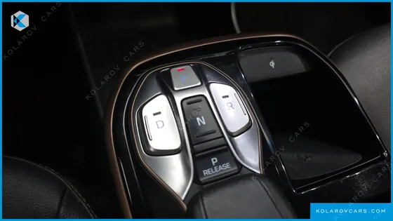 HYUNDAI IONIQ Q