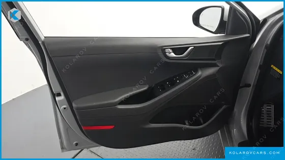 HYUNDAI IONIQ Q