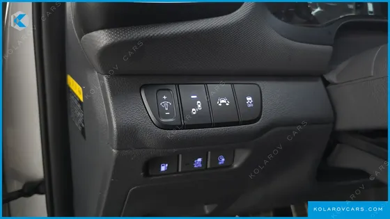 HYUNDAI IONIQ Q
