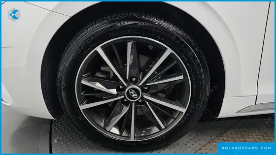 HYUNDAI GRANDEUR 2.5