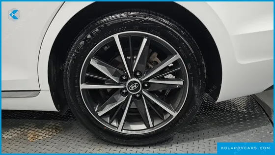 HYUNDAI GRANDEUR 2.5