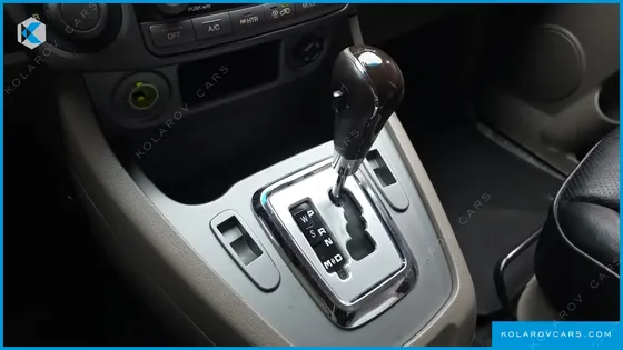 KGM - SSANGYONG KORANDO 4WD OUTDOOR EDITION 9-SEATER