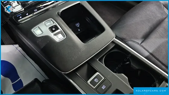 HYUNDAI GRANDEUR 3.3