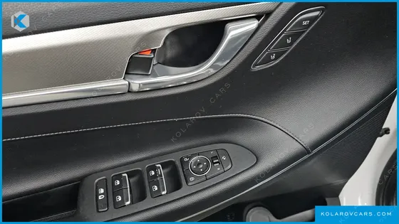 HYUNDAI GRANDEUR 3.3
