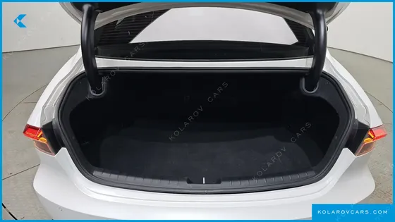 HYUNDAI GRANDEUR 3.3