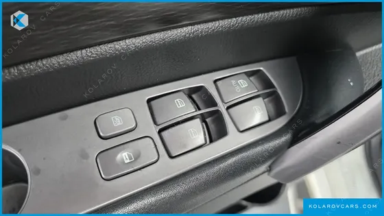 KGM - SSANGYONG KORANDO 4WD EXTREME SPORT 9-SEATER