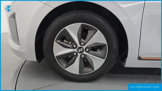 HYUNDAI IONIQ Q