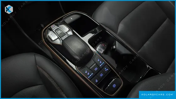 HYUNDAI IONIQ Q