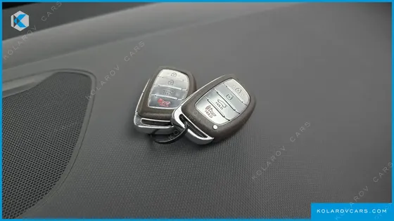 HYUNDAI IONIQ Q