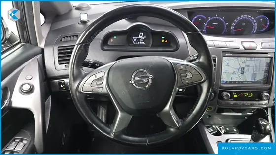KGM - SSANGYONG KORANDO 4WD TX 9-SEATER