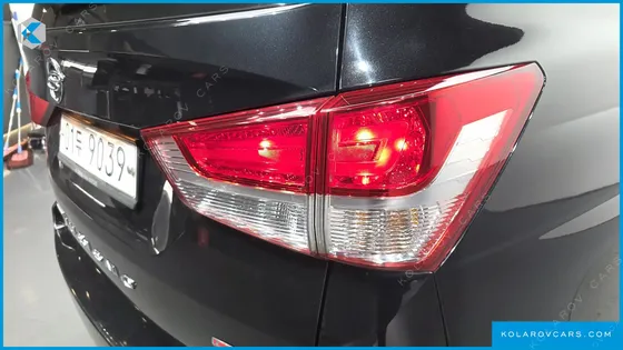 KGM - SSANGYONG KORANDO 4WD TX 9-SEATER