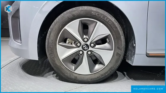 HYUNDAI IONIQ Q