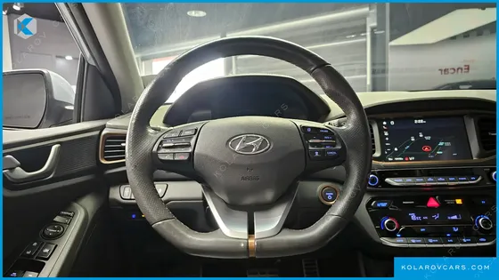 HYUNDAI IONIQ Q