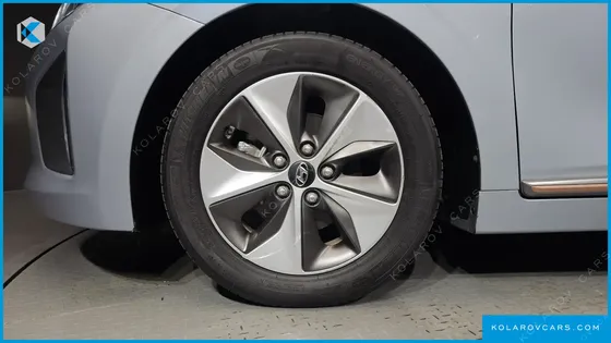 HYUNDAI IONIQ Q