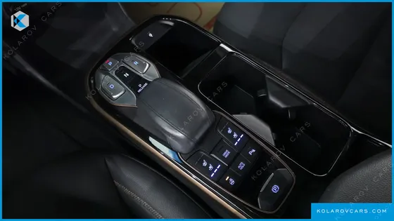 HYUNDAI IONIQ Q